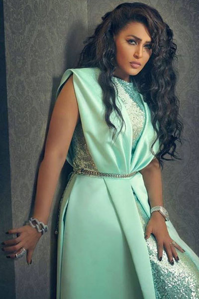اضغط لمشاهدة الفيديو: الظهور الأول لشقيقة الفنانة السعودية وعد، وحديثها عن عمليات التجميل